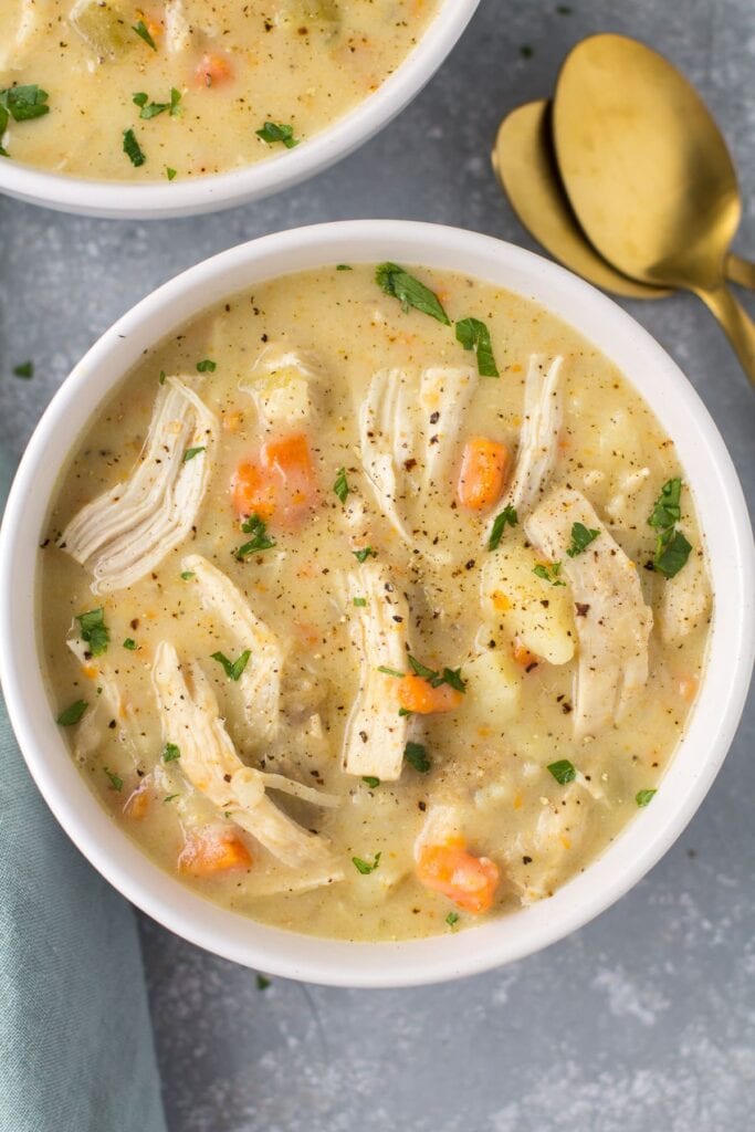 Healthy chicken pot pie soup - a healthy chicken soup recipe