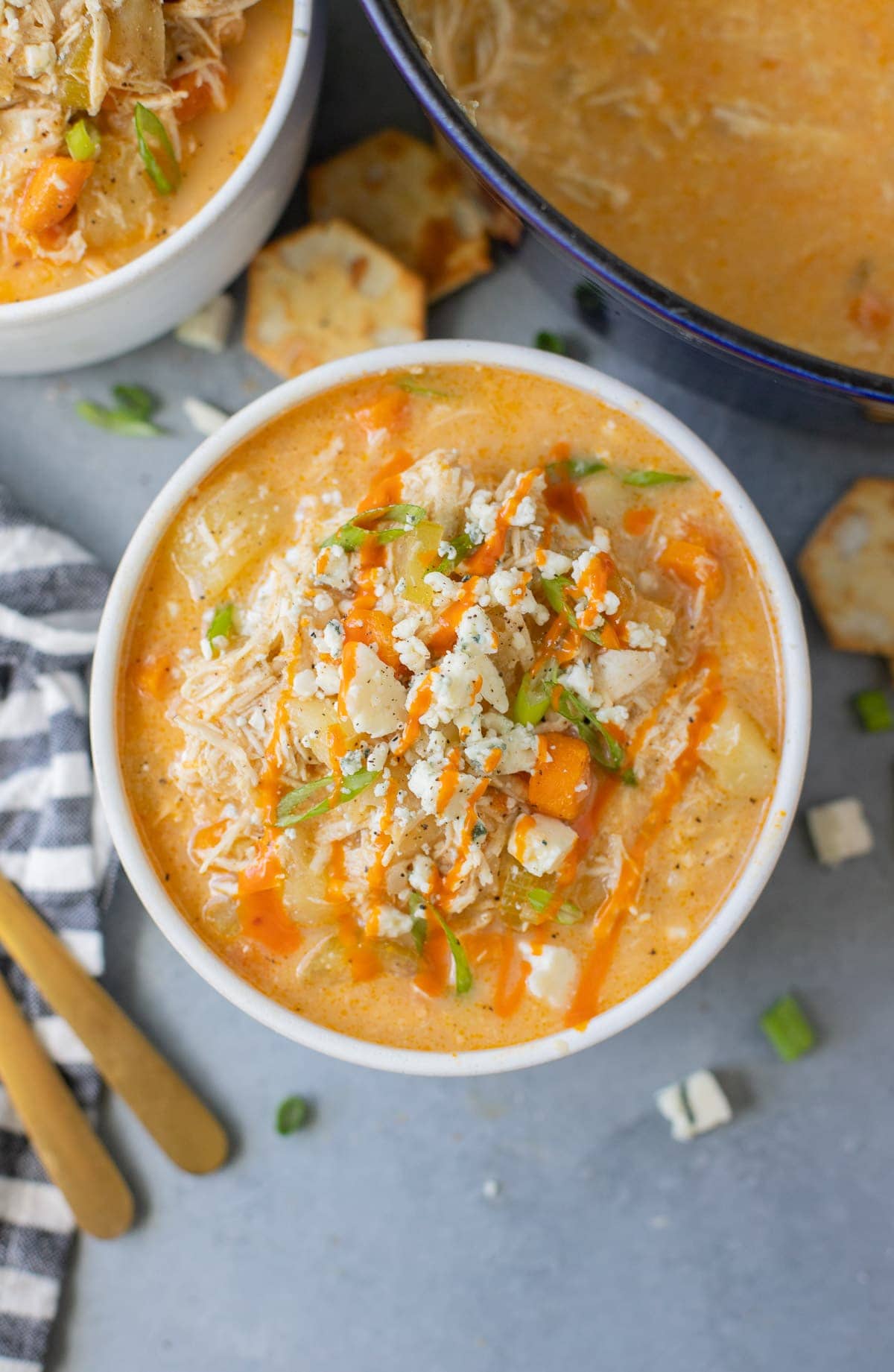 Slow cooker healthy buffalo chicken soup